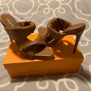Camel Heels - BRAND NEW - Public Desire